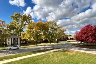 12817 Carriage Ln, Crestwood, IL 60418 - Photo 18
