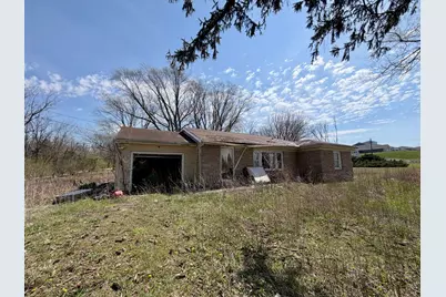 2313 N Bowman Avenue, Danville, IL 61834 - Photo 2