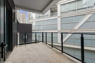 668 N Kingsbury St, Chicago, IL 60654 - Photo 18