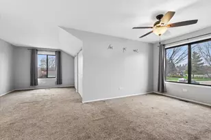 9239 Hartwood Ct, Orland Park, IL 60462 - Photo 14