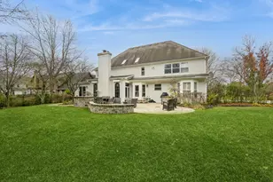 445 Blue Ash Dr, Buffalo Grove, IL 60089 - Photo 22