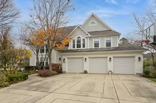 445 Blue Ash Dr, Buffalo Grove, IL 60089 - Photo 1
