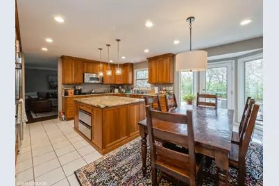 445 Blue Ash Drive, Buffalo Grove, IL 60089 - Photo 8