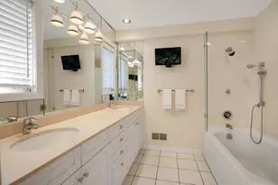 835 Timberline Dr, Glenview, IL 60025 - Photo 26