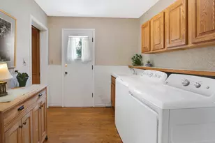 835 Timberline Dr, Glenview, IL 60025 - Photo 22