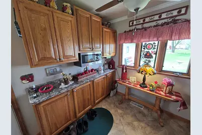 610 10th Avenue, Rock Falls, IL 61071 - Photo 12