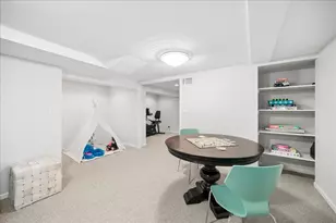 912 Hunter Rd, Wilmette, IL 60091 - Photo 28
