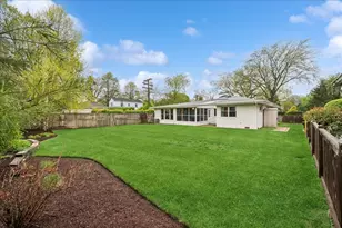 912 Hunter Rd, Wilmette, IL 60091 - Photo 34