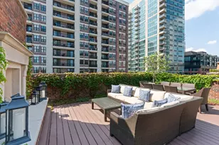 446 W Huron St, Chicago, IL 60654 - Photo 52