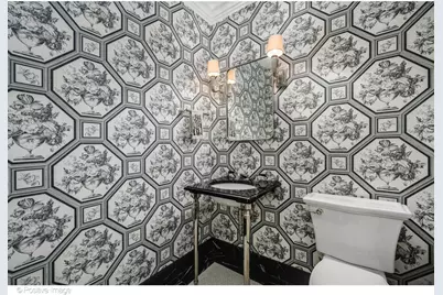 446 W Huron Street, Chicago, IL 60654 - Photo 10