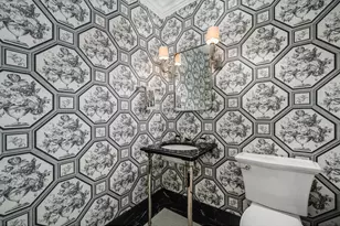 446 W Huron St, Chicago, IL 60654 - Photo 10