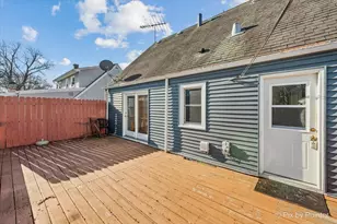 375 S Edison Ave, Elgin, IL 60123 - Photo 6