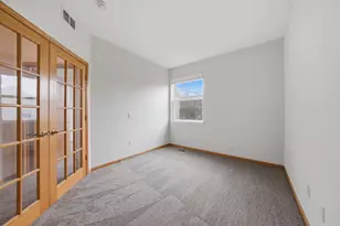 646 S Cadillac Cir, Romeoville, IL 60446 - Photo 24