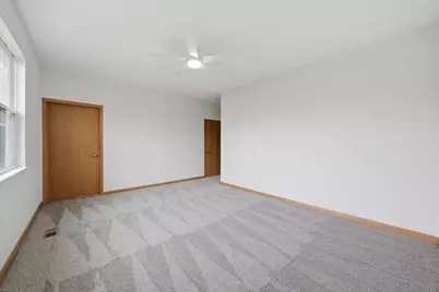 646 S Cadillac Circle, Romeoville, IL 60446 - Photo 18