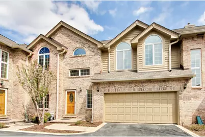 417 Ashbury Drive, Hinsdale, IL 60521 - Photo 1