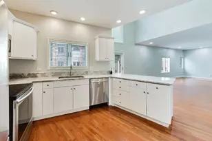417 Ashbury Dr, Hinsdale, IL 60521 - Photo 14