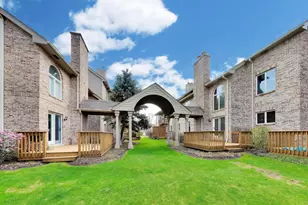 417 Ashbury Dr, Hinsdale, IL 60521 - Photo 40