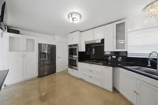 3853 W 83rd Pl, Chicago, IL 60652 - Photo 12