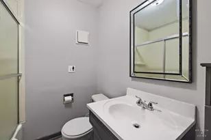 9041 Major Ave, Morton Grove, IL 60053 - Photo 20