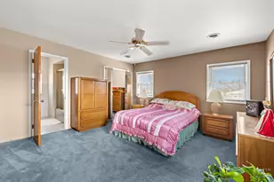 9041 Major Ave, Morton Grove, IL 60053 - Photo 24