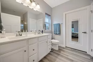 3650 Reddington Cir, Elgin, IL 60124 - Photo 16