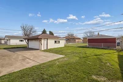 7737 Odell Avenue, Bridgeview, IL 60455 - Photo 20