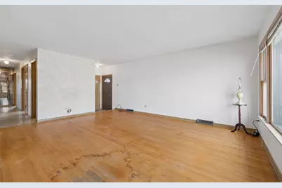 7737 Odell Avenue, Bridgeview, IL 60455 - Photo 4