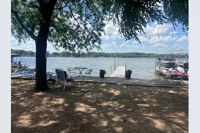 46 N Lake Avenue #2S, Fox Lake, IL 60020 - Photo 2