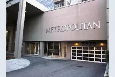 5320 N Sheridan Road #910, Chicago, IL 60640 - Photo 1