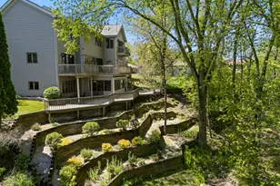 2772 Glendower Terrace, Elgin, IL 60124 - Photo 40