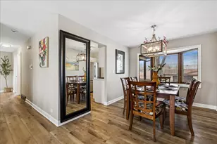 18508 W Woodland Terrace, Gurnee, IL 60031 - Photo 4