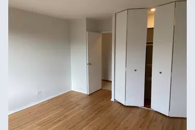 1605 E Central Road #410B, Arlington Heights, IL 60005 - Photo 8