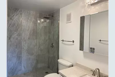 1605 E Central Road #410B, Arlington Heights, IL 60005 - Photo 10