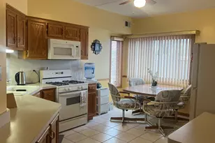 7902 Nagle Ave, Burbank, IL 60459 - Photo 8