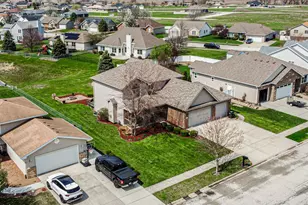 683 Sandburg Dr, Manteno, IL 60950 - Photo 22