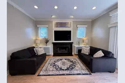 5426 N Kildare Avenue, Chicago, IL 60630 - Photo 8