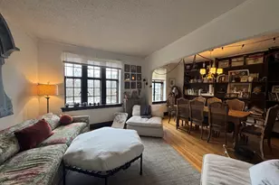 28W573 Stafford Pl, Warrenville, IL 60555 - Photo 6