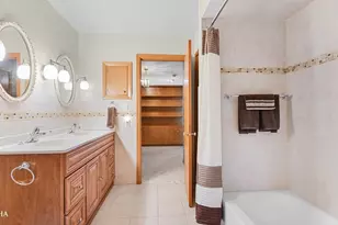 2101 N Center St, Crest Hill, IL 60403 - Photo 24