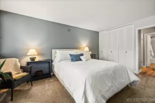 2222 S Stewart Ave, Lombard, IL 60148 - Photo 10