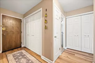 2222 S Stewart Ave, Lombard, IL 60148 - Photo 8