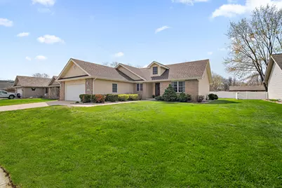230 Curwick Drive, Bourbonnais, IL 60914 - Photo 2