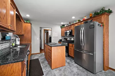 230 Curwick Drive, Bourbonnais, IL 60914 - Photo 12