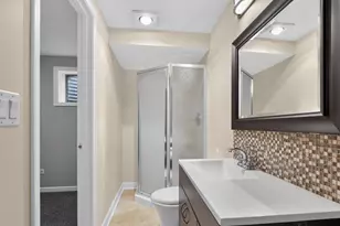 1328 Creighton Ave, Naperville, IL 60565 - Photo 34