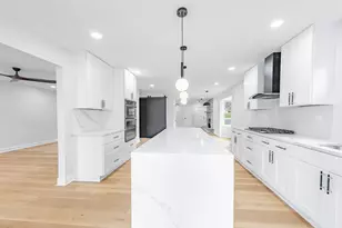 5S254 Middle Rd, Naperville, IL 60563 - Photo 14
