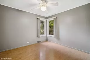 1720 Longvalley Rd, Glenview, IL 60025 - Photo 6