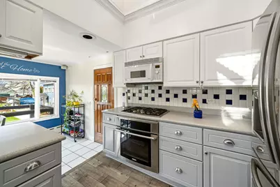 6883 W Hobart Avenue, Chicago, IL 60631 - Photo 16