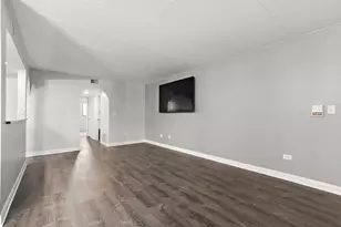 16749 Paxton Ave, Tinley Park, IL 60477 - Photo 4