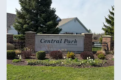 362 Woodhill Drive, Carol Stream, IL 60188 - Photo 2