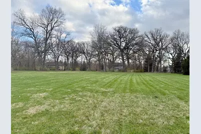 35 Oak Creek Drive, Yorkville, IL 60560 - Photo 4