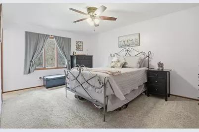 476 Gerry Street, Woodstock, IL 60098 - Photo 18